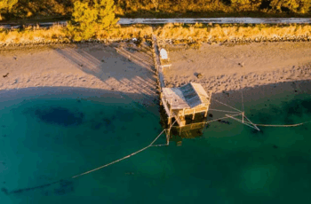 Designing a Cabin Deck That Just Feels Right